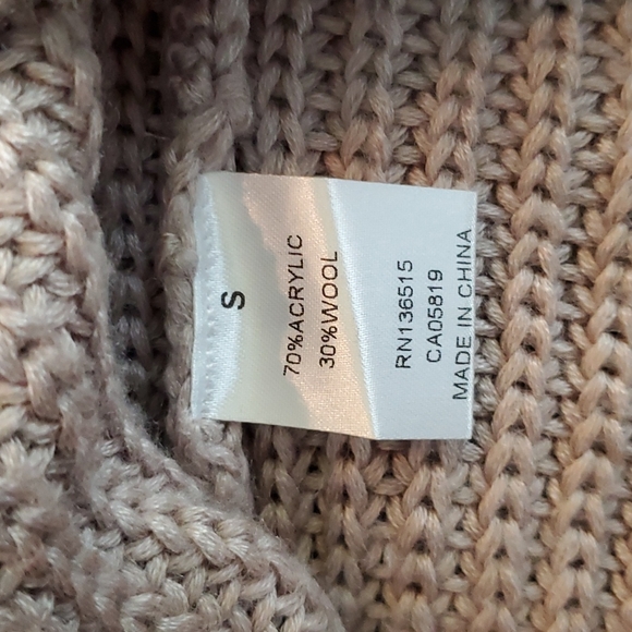 Harper Lane mock turtleneck bell sleeve sweater - Picture 6 of 6